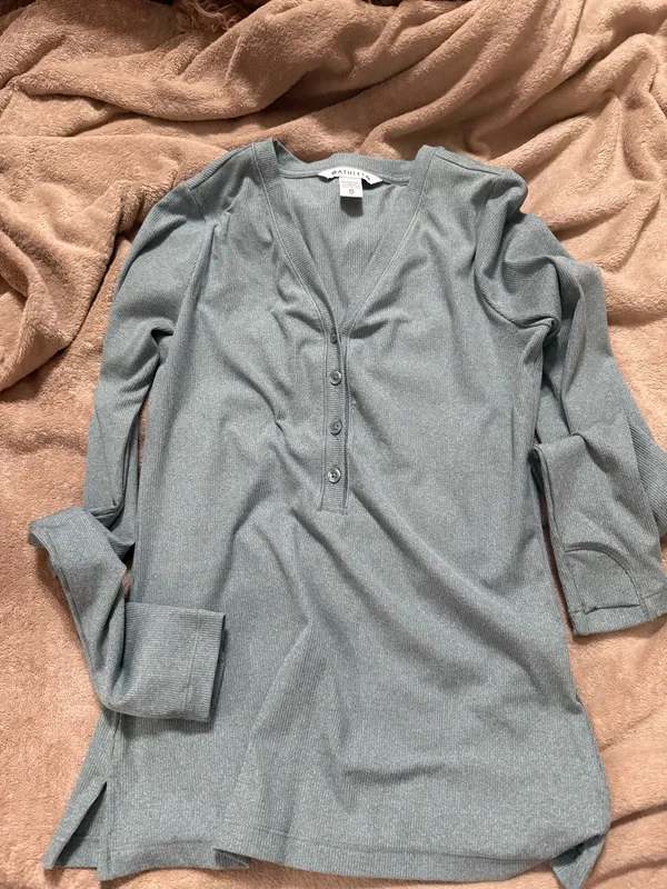Athleta Long Sleeve Top - Image 2