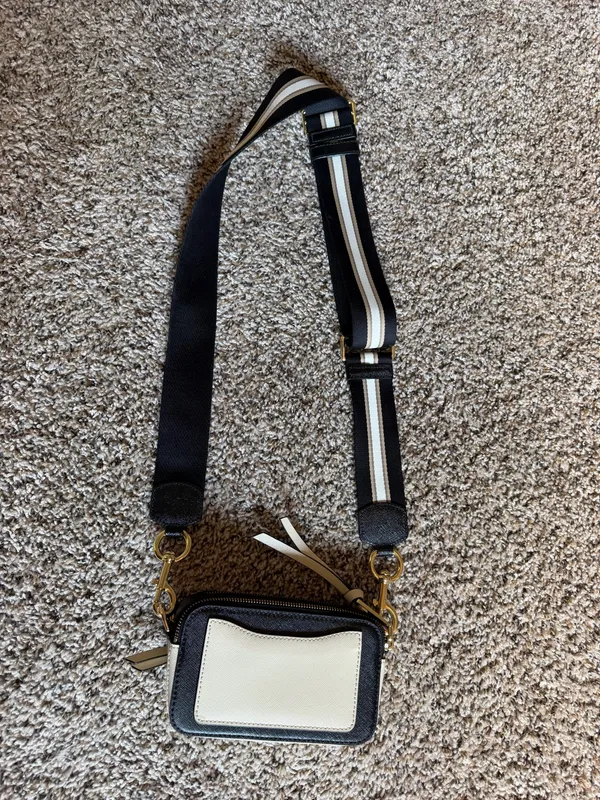 Marc Jacob’s the Colorblocked Snapshot bag - Image 2