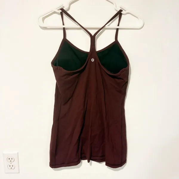 Lululemon Eggplant Power Y Chest Lined Athletic Tank Top Women’s Size 8 - Image 4
