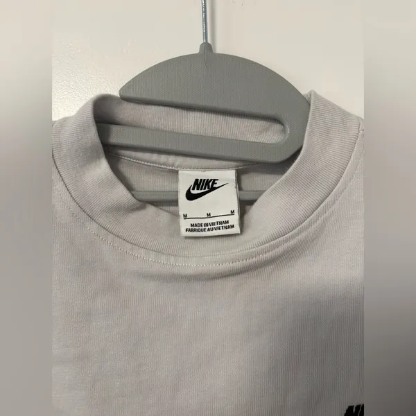 Nike Women's Crop Top - Image 3