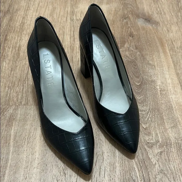 1.STATE | Women's Black Saffy Block‎ Leather Embossed Croc Heel Pumps, Size 6 - Image 3