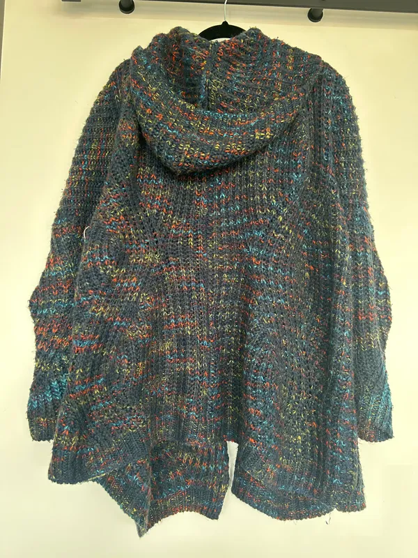 Urban Outfitters Cardigan - Image 4