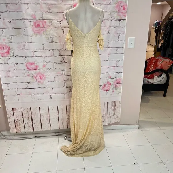 Lulu’s Declare My Love Cream Lace Cold-Shoulder Mermaid Maxi Dress - Image 9