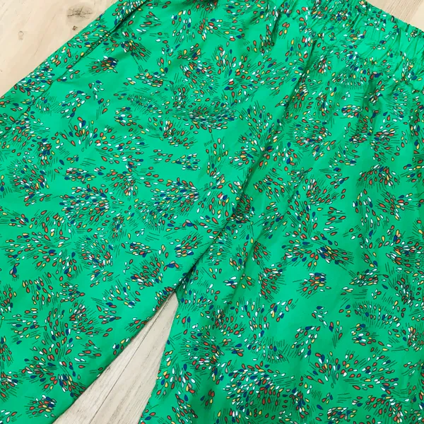 Sienna Sky NWT  cropped green pants sz small. - Image 3