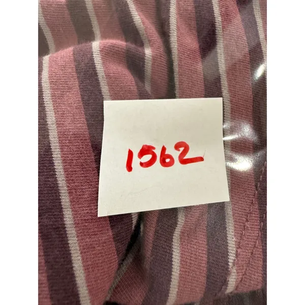 Lululemon Striped V-Neck T-Shirt Top‎ Pink Purple Women's Athletic Casual - Image 8