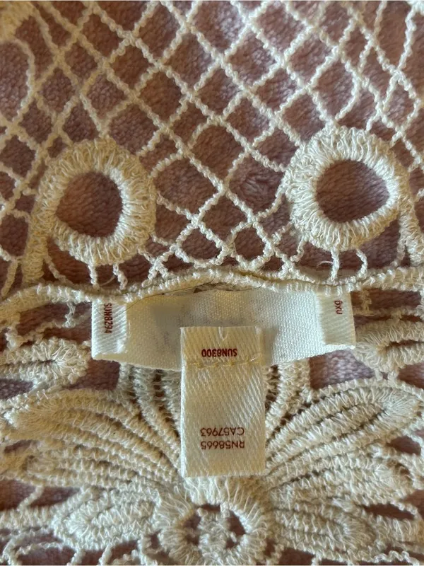 Sun & Shadow ivory crochet floral duster vest pointed hem size S festival boho - Image 6