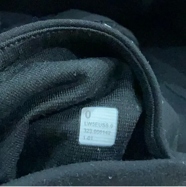Lululemon pants - Image 4