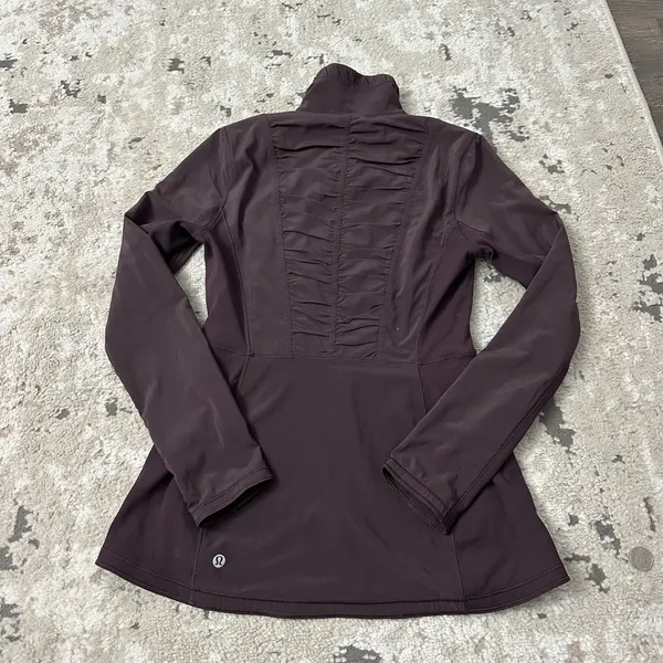 Lululemon Round Trip Jacket Size 6 - Pelt - Image 5