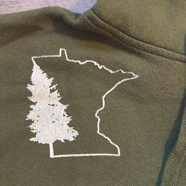 Oversized MINNESOTA Hoodie with hidden beer koozie pocket - Image 5