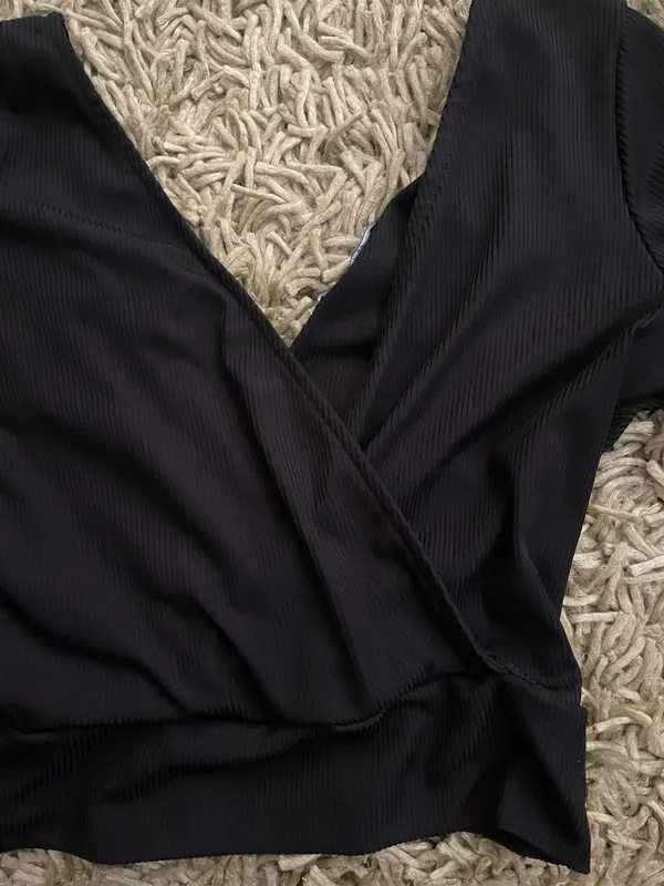 Cross Front VNeck Top - Image 2