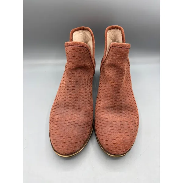 Lucky Brand Womens‎ Booties 8 Baley Cedar Oiled Suede Perforated - Image 2