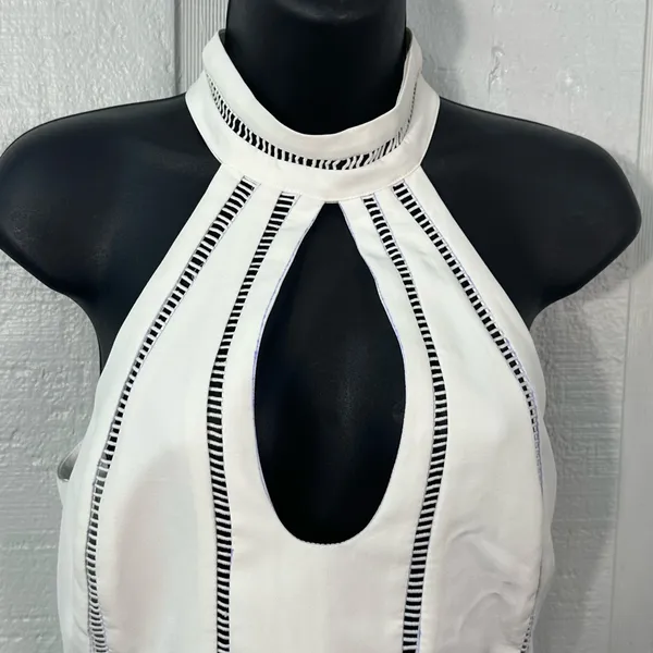 Bardot White High Keyhole Neck Sleeveless Dress Size Small NWOT - Image 5