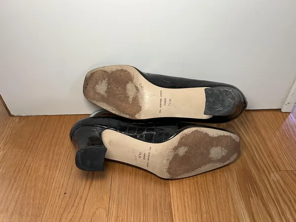 Etienne Aigner Cadiz Shoes Womens Size 7.5 Black Croc Pumps Square Toe - Image 10