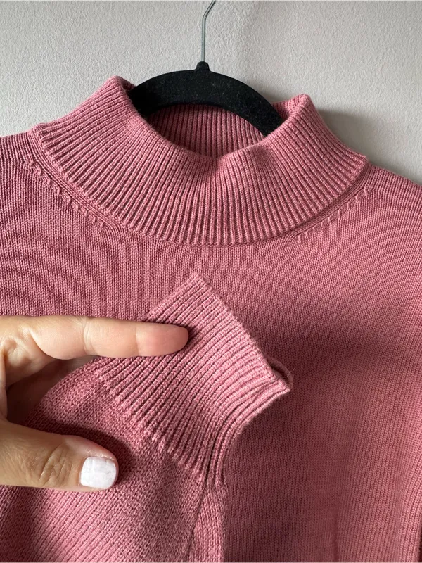 Wilfred Free Aritzia Women’s Merino Wool Mauve Mock Neck Sweater Medium - Image 5