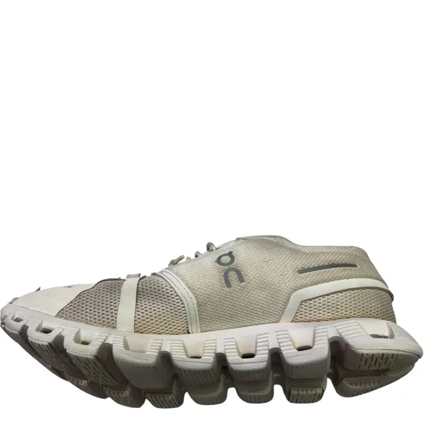 Woman’s On Cloud 5 - Image 2