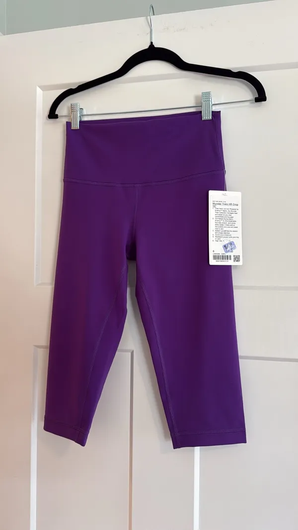 Lululemon Size 6 Wunder Train HR Crop 15” Leggings - Image 4