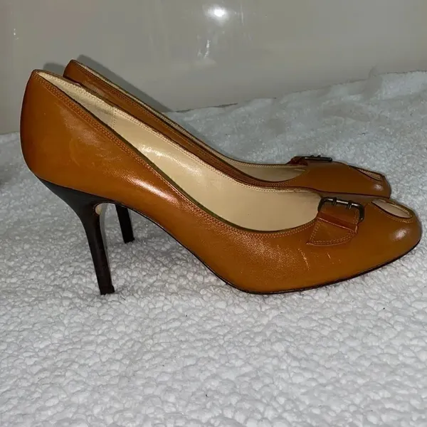 Hype Women’s Pumps(Size 10) Tan - Image 4