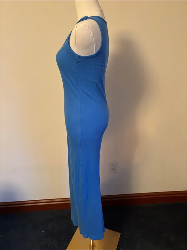 Bun Maternity Scoop Neck Maxi Dress in Bright Blue with nursing feature - Image 2