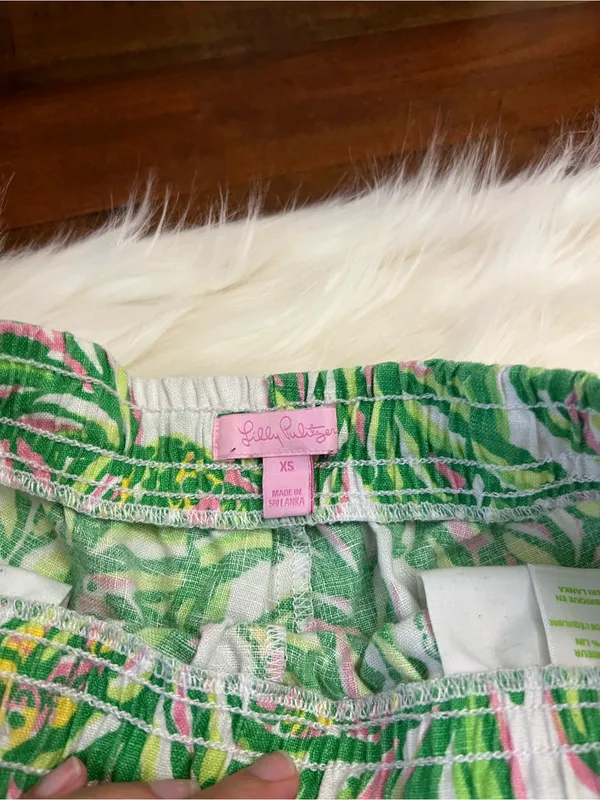 Lilly Pulitzer XS Tropical Jungle Print Tassel Elastic Waist Shorts - Image 3