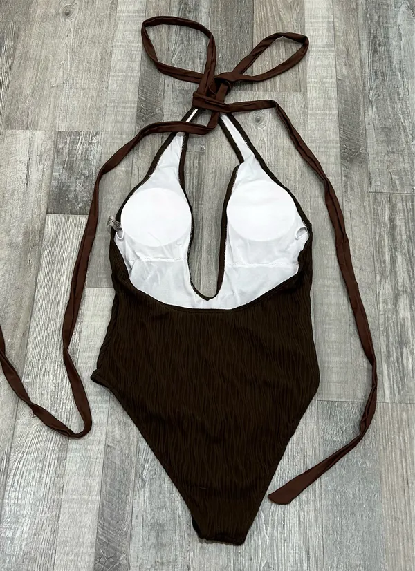 Zaful Plunging Swimsuit - Image 3