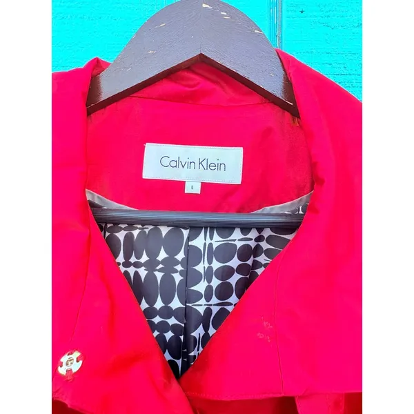 Calvin Klein Dopamine Red Single Breasted Trench Coat‎ Geometric Lining Size L - Image 5