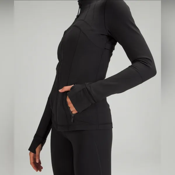 Lululemon NWT Define Jacket Luon Size 0 Black Full zip up - Image 3