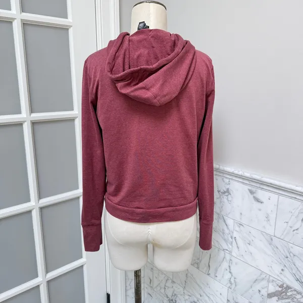 Vuori Women's Halo Essential Pullover Hoodie Heather Red Rosewood Small EUC - Image 3