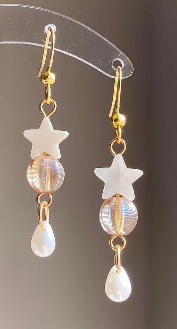 Handmade fairy whimsy star & teardrop dangle earrings🩵🌟 - Image 2
