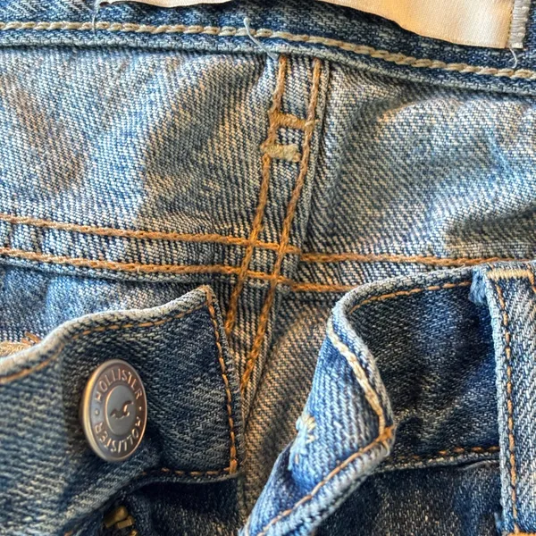 Hollister Medium Blue Ripped Skinny Jeans‎ - Image 10