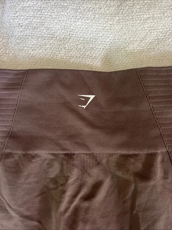 Gymshark Brown/Mauve Seamless High-Waist Leggings with Laser-Cut Panels - Image 9