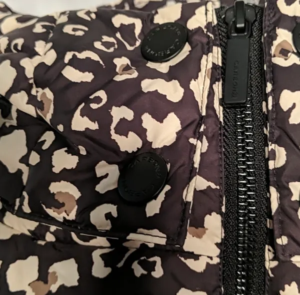 Carbon 38 Puffer Jacket - Image 8