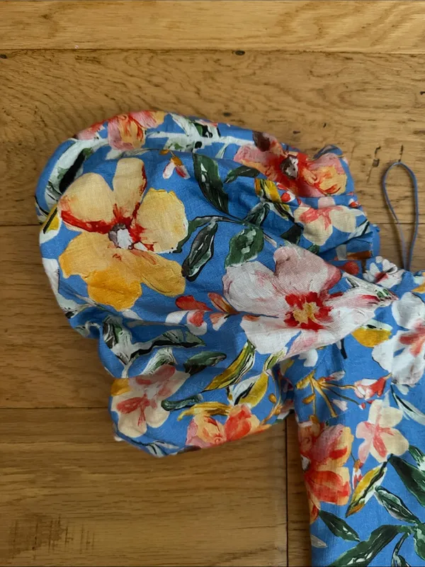 S - ASTR The label - Floral Square-Neck Mini Dress in Blue NWOT - Image 6