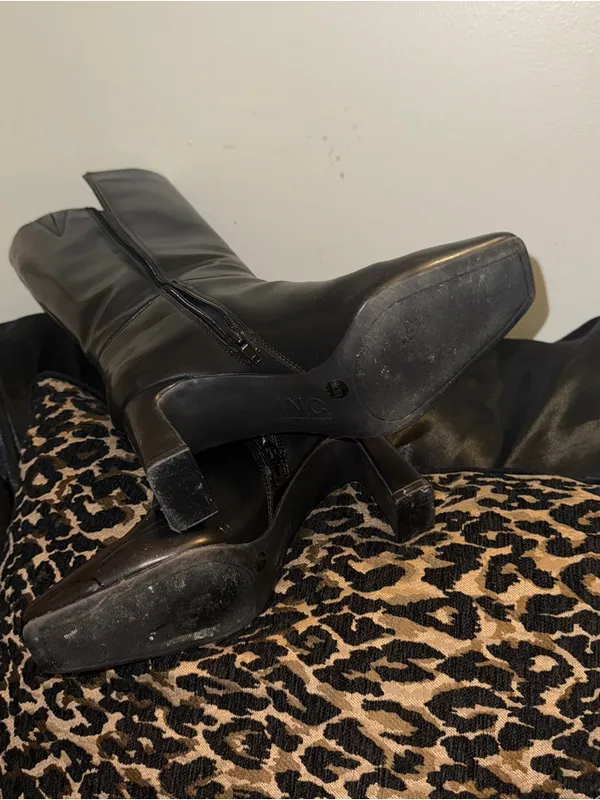 INC International Concepts Black Knee-High Leather Heeled Boots - Image 3