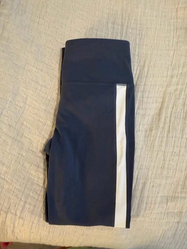 Athleta Women’s Leggings XS - Image 4