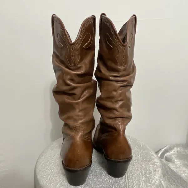 Steve Madden Spurs 68 Women’s Size 6B Brown Leather Western Slouch Boots-(B45)✨✨ - Image 3