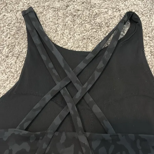 Lululemon Energy Bra High‎ Neck Long Line Camo Gray Black - Image 5