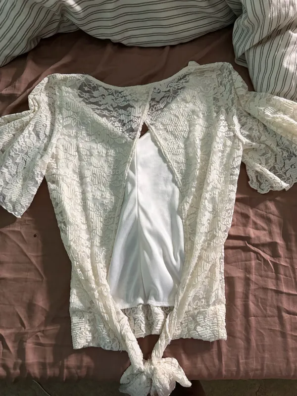 Lace top - Image 2