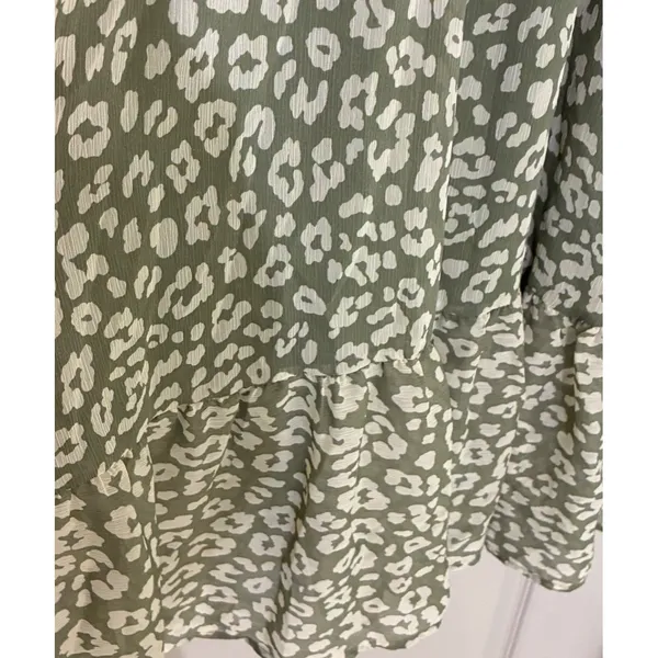 West Kei Olive Green Leopard Print Smocked‎ Midi Dress NWT Small D6625-B - Image 6