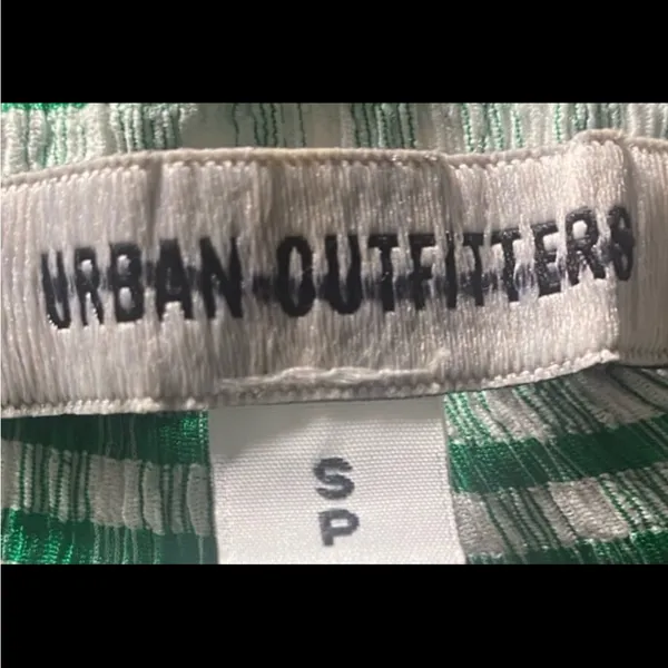 Urban Outfitters Daphne gingham ruffle crop pant. Size Small - Image 7