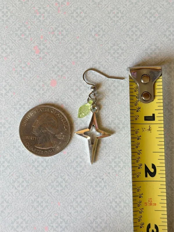 Handmade sparkle star dangle earrings💫 - Image 5