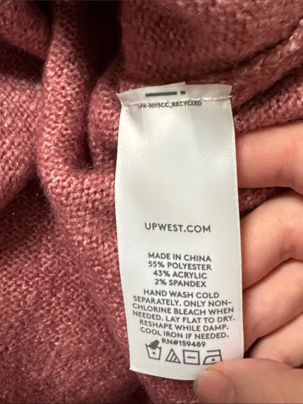 UpWest Resort & Mercantile V-Neck Plush Chunky Sweater Hi Lo Dusty Mauve size M - Image 9