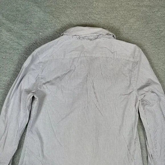 Women's long-sleeved black and white striped shirt - Image 2
