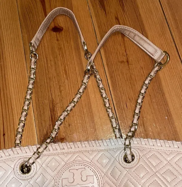 Tory Burch Beige Quilted Leather Marion Tote - Image 5