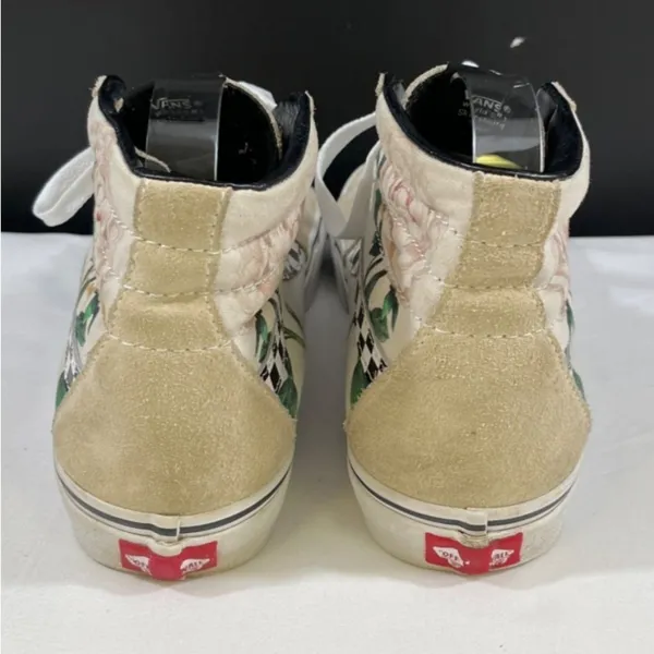 Van's Women's Beige Rose Design Shoes/Sneakers Size 9.5 SKU 5467 - Image 3