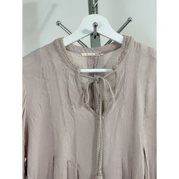 Floreat Anthropologie Boho Peasant Blouse Women Size 8 Rayon Beaded Tie Neck Top - Image 4