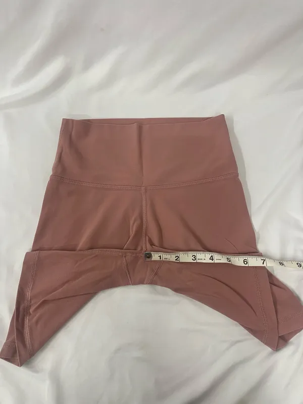 Aritzia TNA Shorts - Image 5
