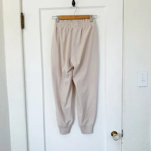 Abercrombie & Fitch | YPB‎ motionTEK Athletic Workout Jogger in Oat XSmall - Image 3