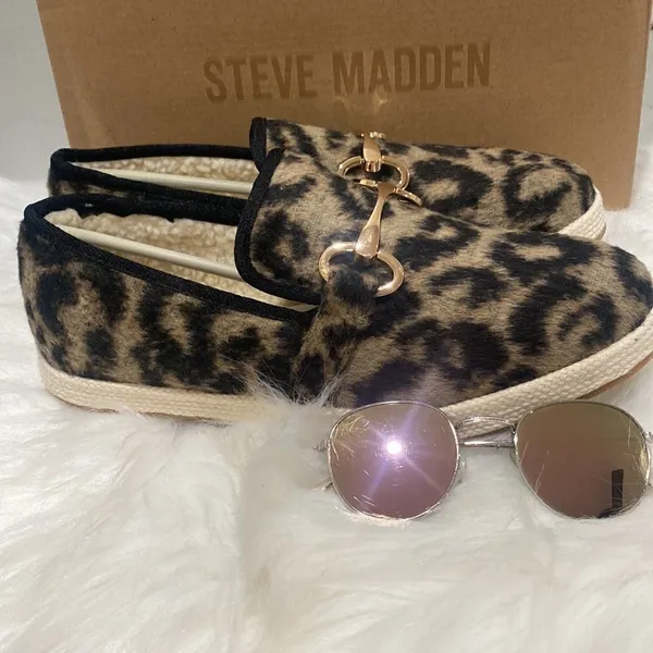 𝅺STEVE Madden Paxton Sneaker Size 9 - Image 2