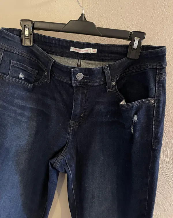 Levi's 529 Curvy Bootcut Dark Wash Jeans - Image 5