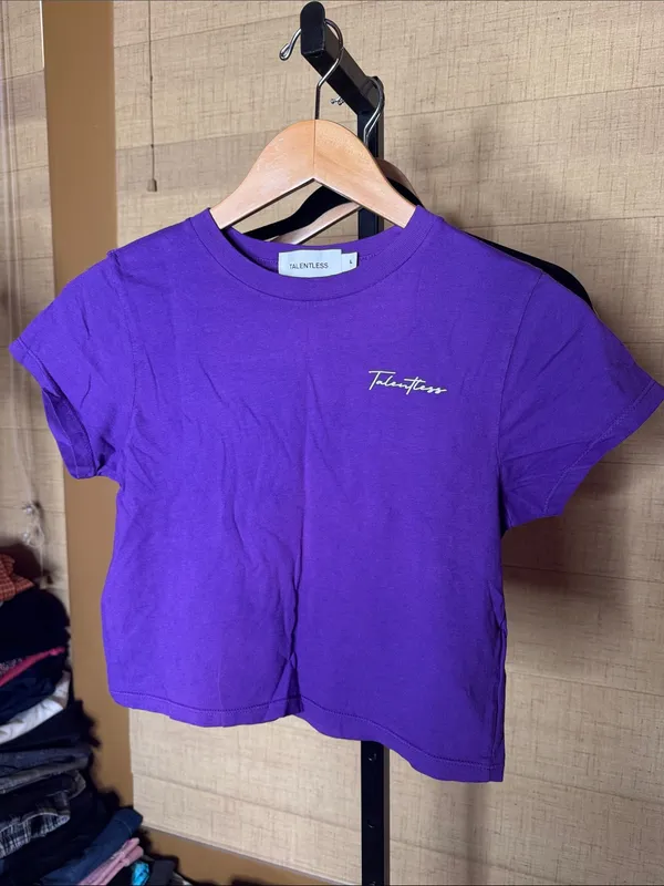 TALENTLESS Purple Cropped Baby Tee Logo T-Shirt Size Large Like New - Image 2